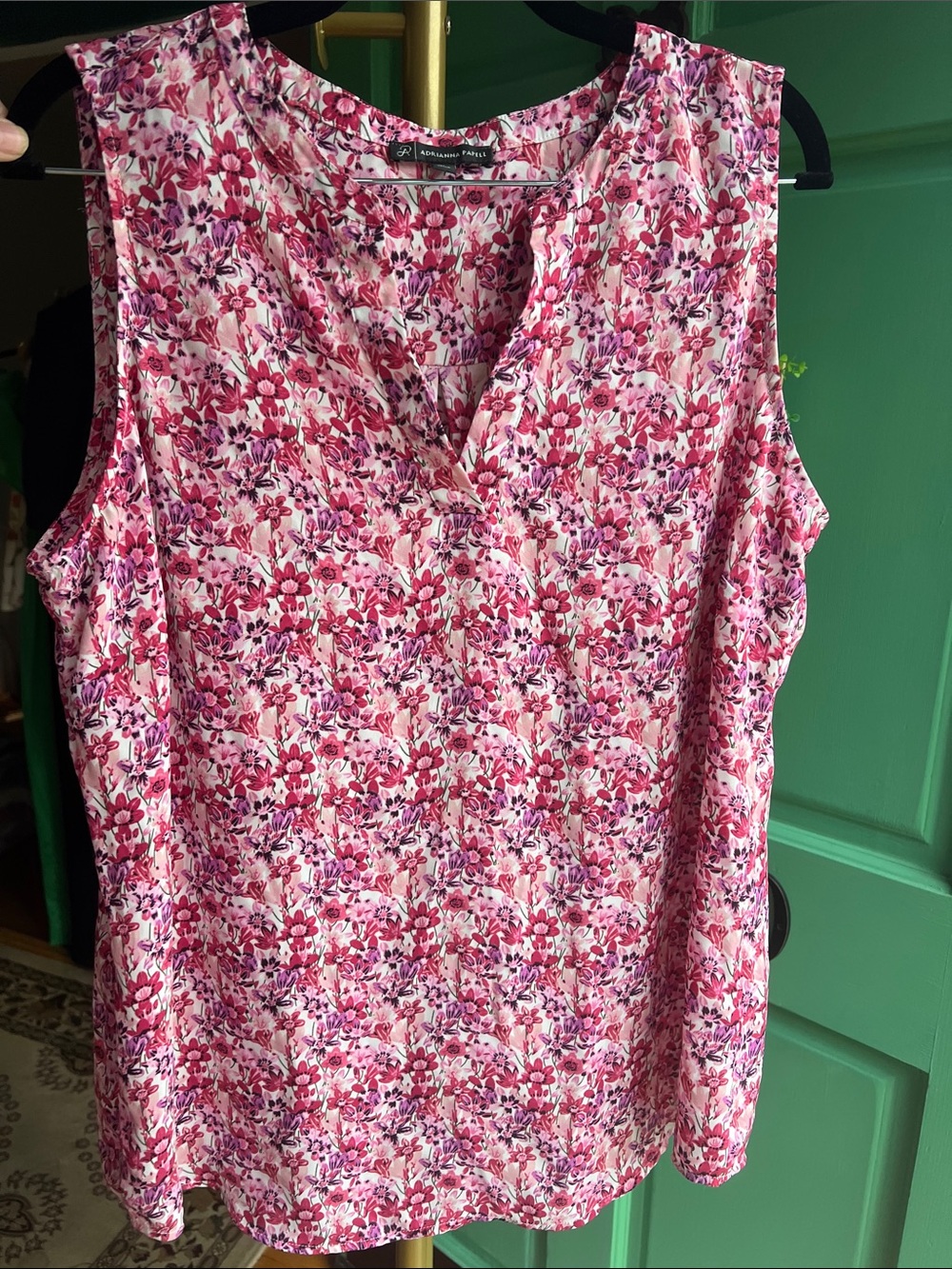 Adrianna Papell Pink Floral Sleeveless V-Neck Camisole / Size XL
